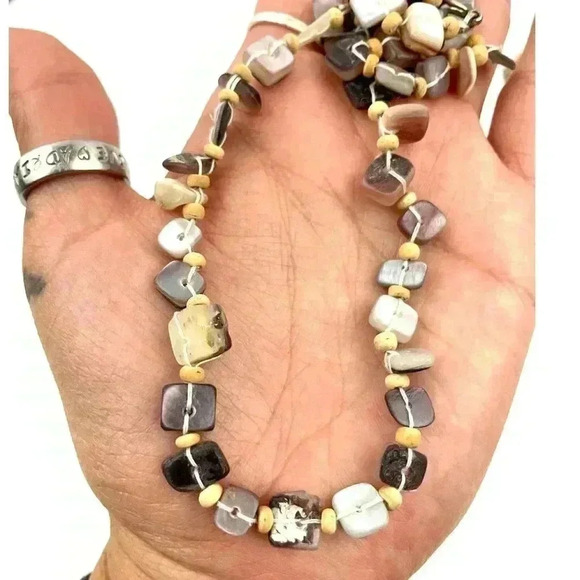 Natural Shell Square Beaded Necklace 18" Assorted Seashell - Picture 11 of 15